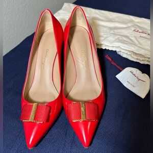 Classy Salvatore Ferragamo Red Heels with Bow Accent